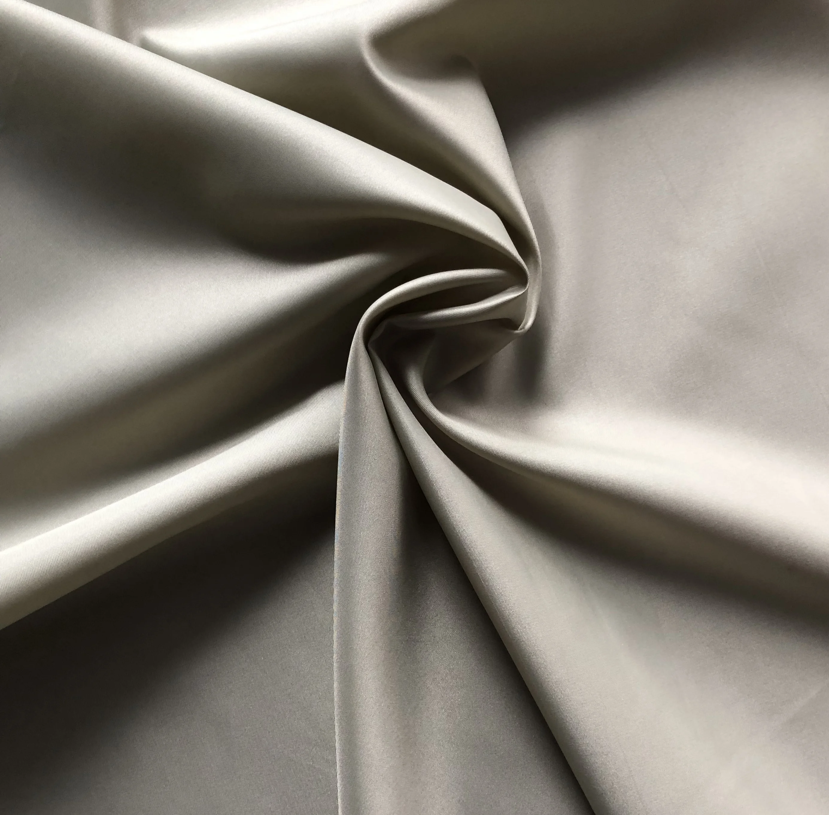 100% 聚斜纹衬里面料,用于服装 2/1 斜纹