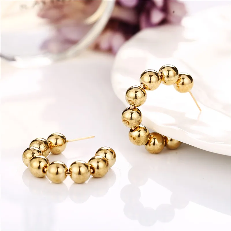 

5292 showfay Fashion Statement Designer Vintage Cute Unique Gold Plated Round Ball Channel Huggie Hoop Stud Earrings for Women