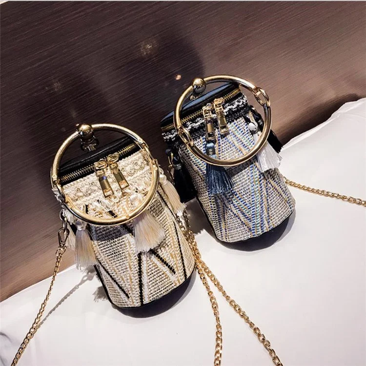 

New tassel straw woven bag Korean casual chain bucket bag ethnic style one-shoulder bag, Blue, black, beige