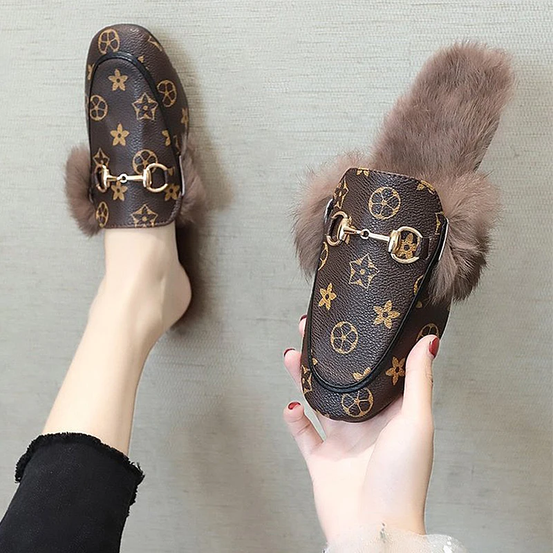 

New arrival hot designer brand flat square toe winter fur sandals for women, Pictures shown