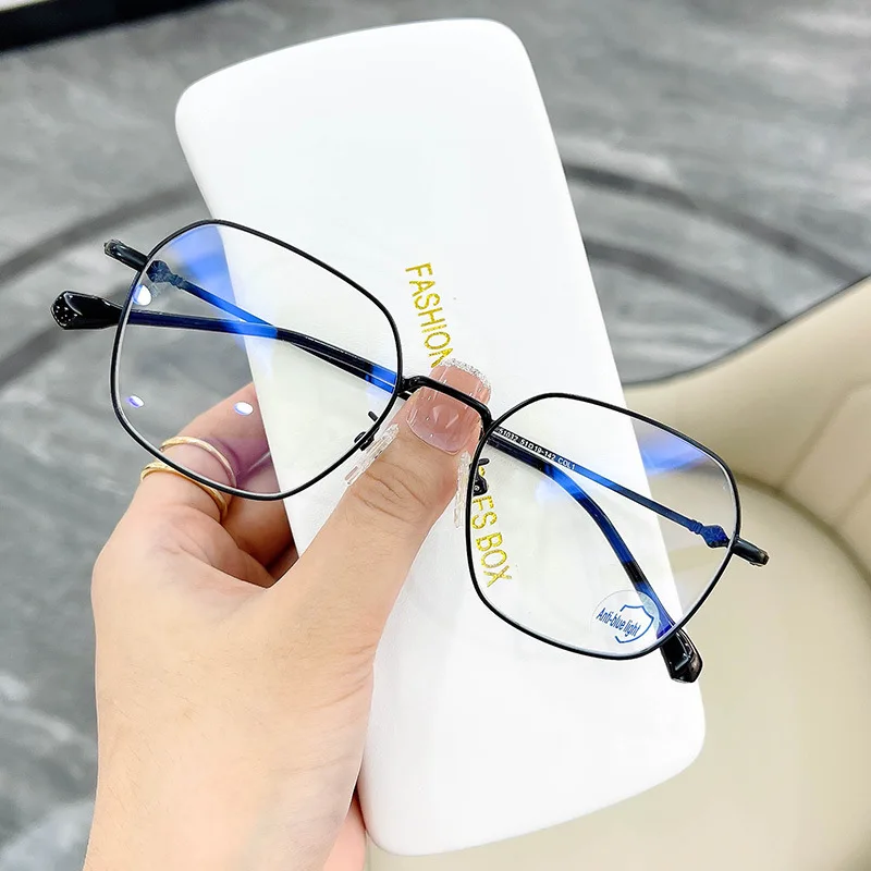 

DL Glasses classic retro Optical Frame Korean Retro Computer Blocking Anti-blue Light Glasses eyeglass frame dropshipping 2022