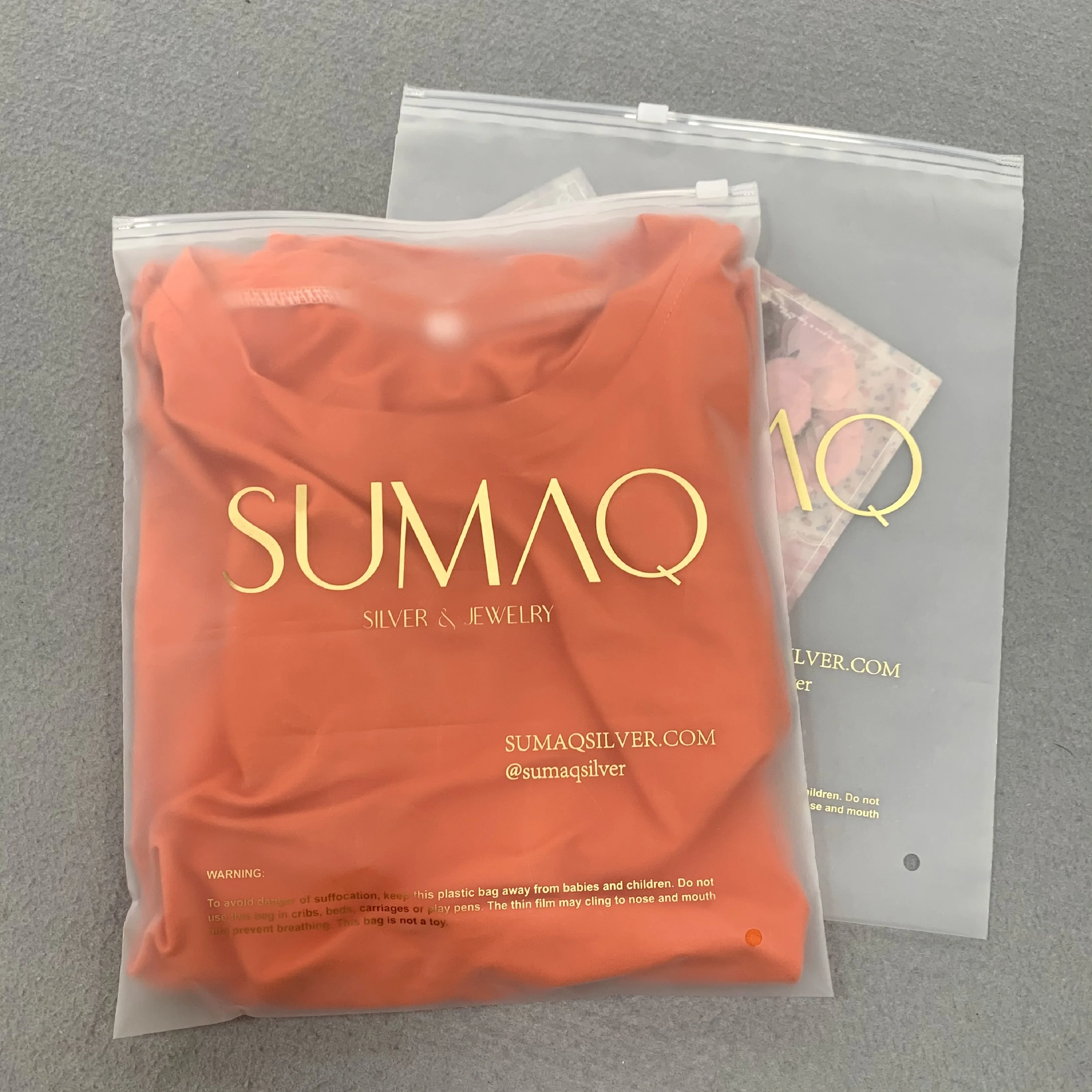 

Custom Matte Frosted Clear Zipper Bag Eco Friendly Clothing Packaging Ziplock Slider Bag With Logo
