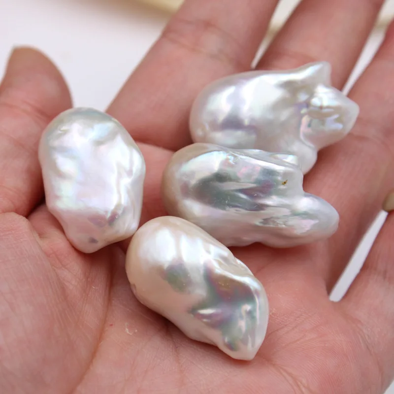 

Natural freshwater pearl loose beads without holes, about 20 * 30mm, DIY earrings, baroque pearls, Natural white