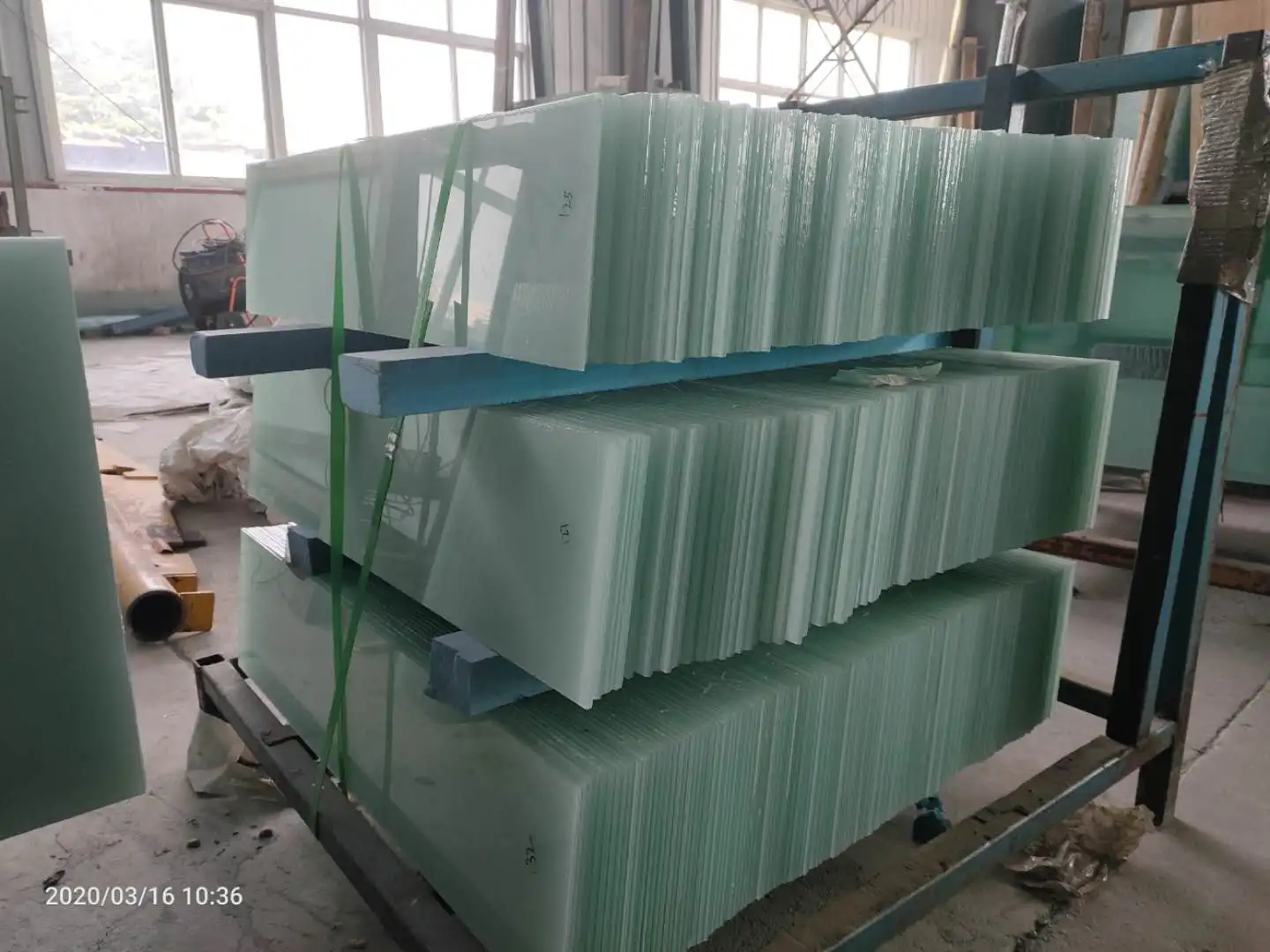 Wholesale Price Privacy Frosted Glass  acid etching glass for Building and Decoration