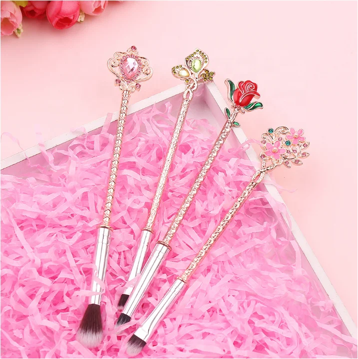 

Hot Selling Shining Diamond 4pcs Beauty and the Beast Rose Flower Makeup Brushes Eyeshadow Cosmetics Makeup Brush Set