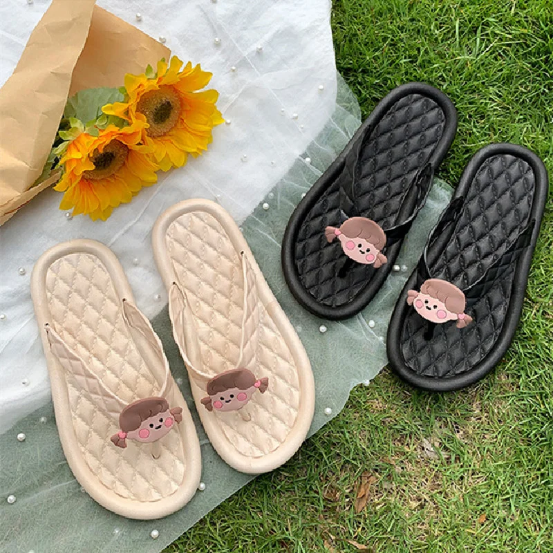 

China manufactures cheap Cute beach outdoor luxury PVC women summer flip flops slippers, 2 colors to choose