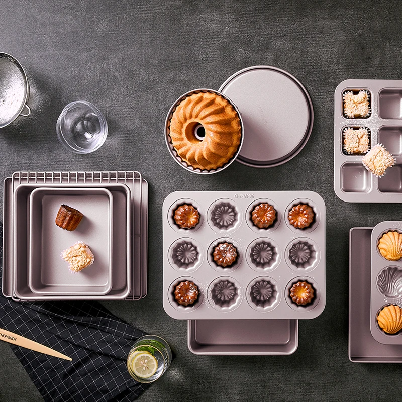 

CHEFMADE 6 Cup Cavities Non-stick Metal Carbon Steel Cannele Cake Mold