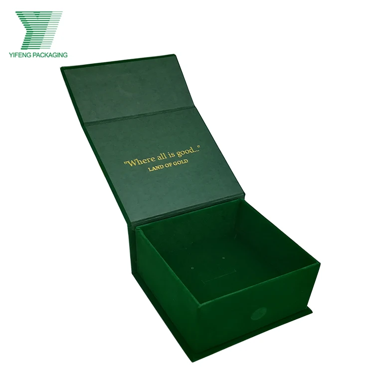 

Luxury Green Velvet Shiny Gold Stamping Logo Foam Insert Cardboard Packaging Box Magnetic Jewelry Box with Velvet Interior