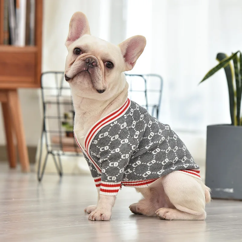

Popular Fashion Premium Casual Winter Pet Clothes Dog Sweater, Picture shows