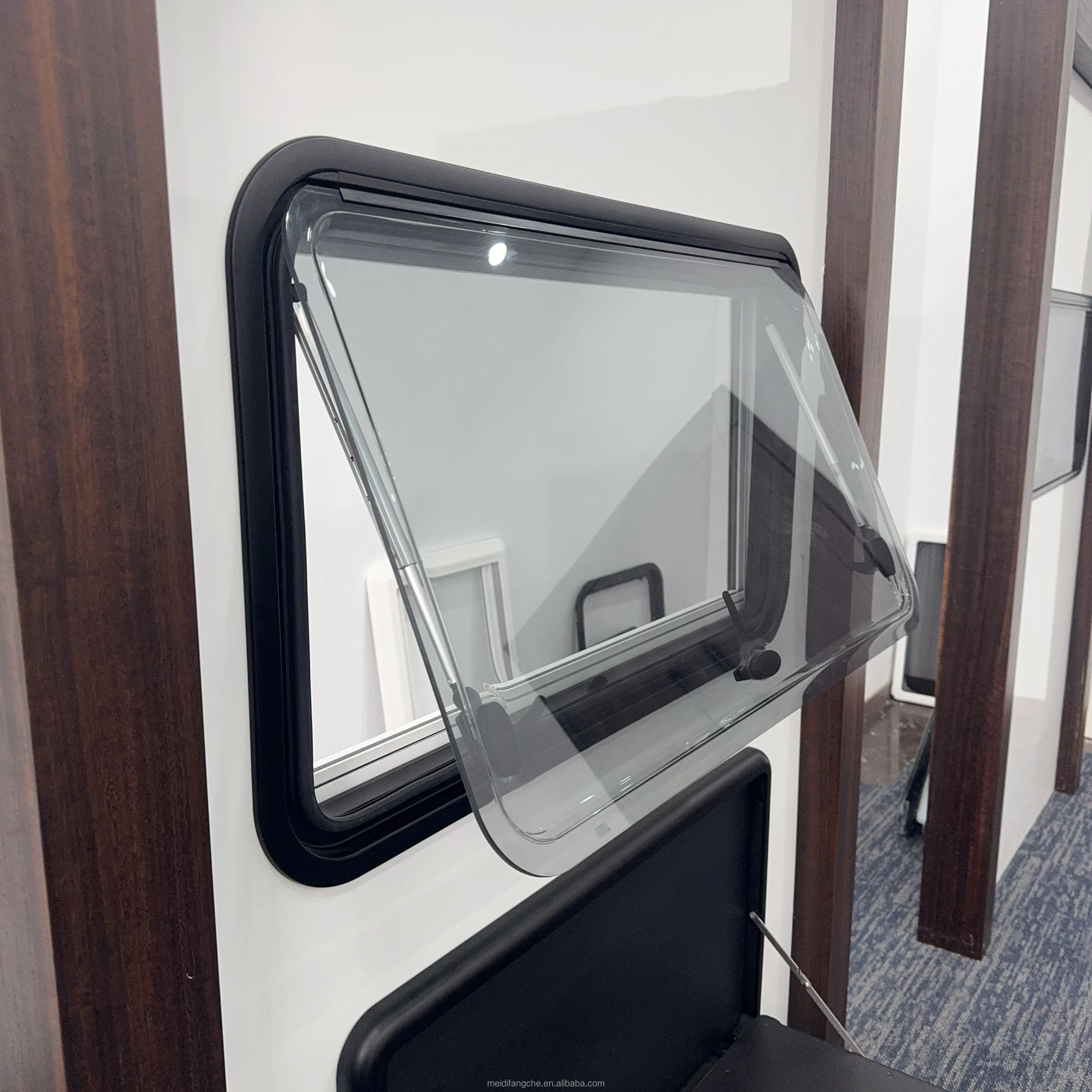 Meidi Square Corner RV Aluminum Alloy Frame Extrapolation Window Double Layer UV-Resistant Acrylic Glass Car Covers