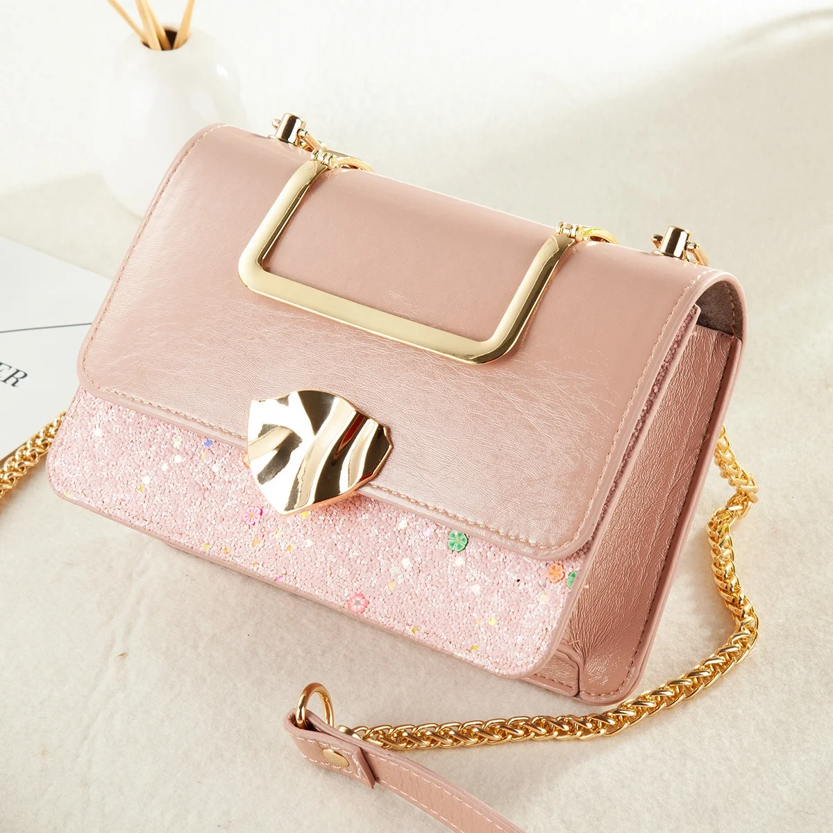 

Inventory promotion PU Sequined Chains Women Cross body Jelly Mini Handbag Purse