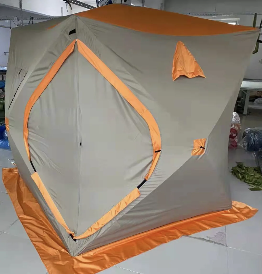 

3 - 4 Person Tent Outdoor Thick Warm Ultralarge Camping Winter Plus Cotton Thickening Ice fishing tent