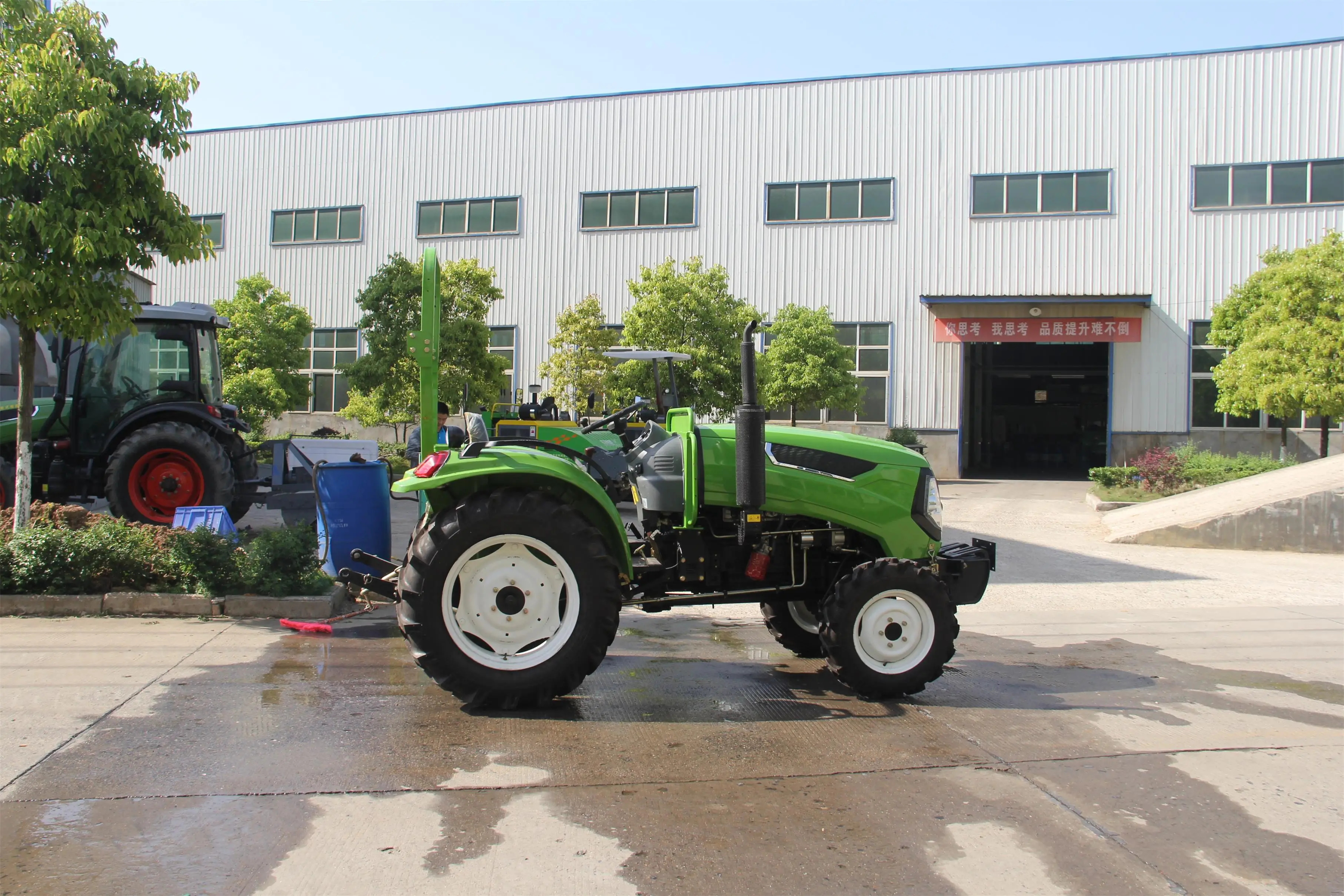 Tractor Farm Tractors Safe Mountain Tractors Factory Price Hot Sale