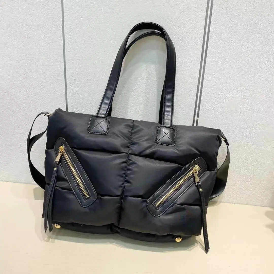 

2021 new stylish lady handbag and armpit shoulder handbag