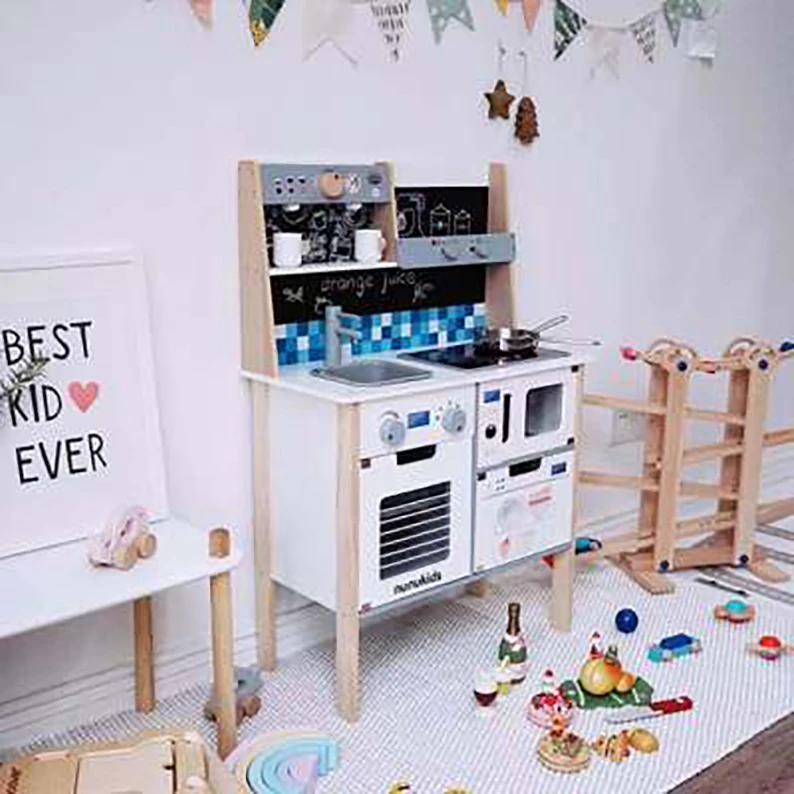 kitchen2.jpg