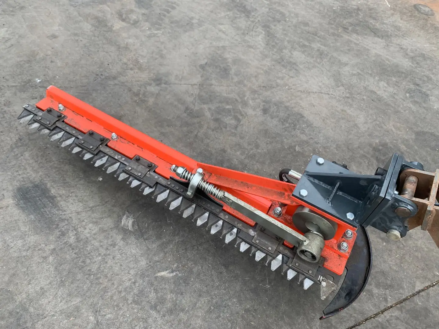 Sickle Bar Hedge Trimmer / Mini Digger Flail Hedge Cutter For Sale