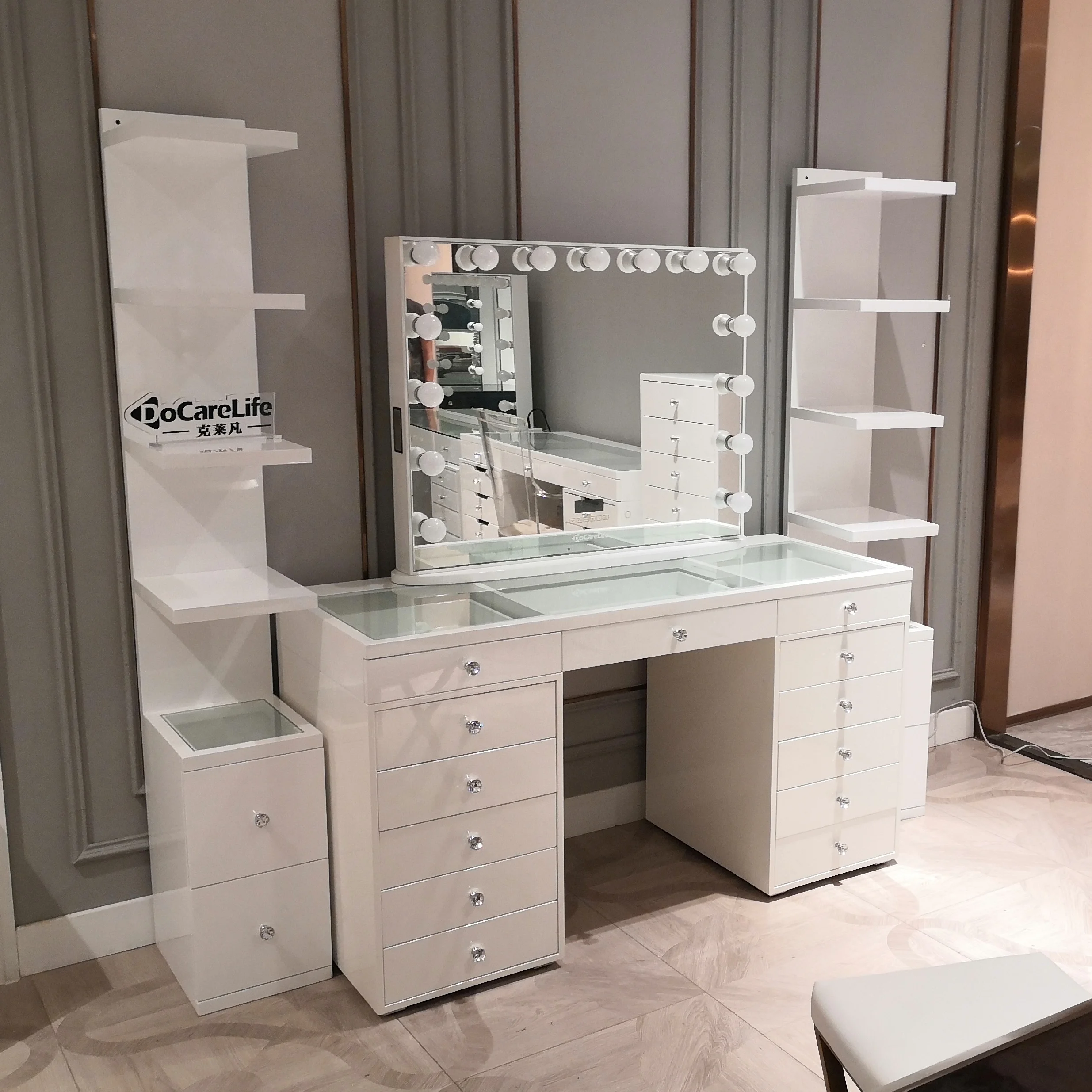 

Stock in US! Docarelife Modern Salon Lighted Makeup Vanity Table Hollywood Dresser with Mirror, White