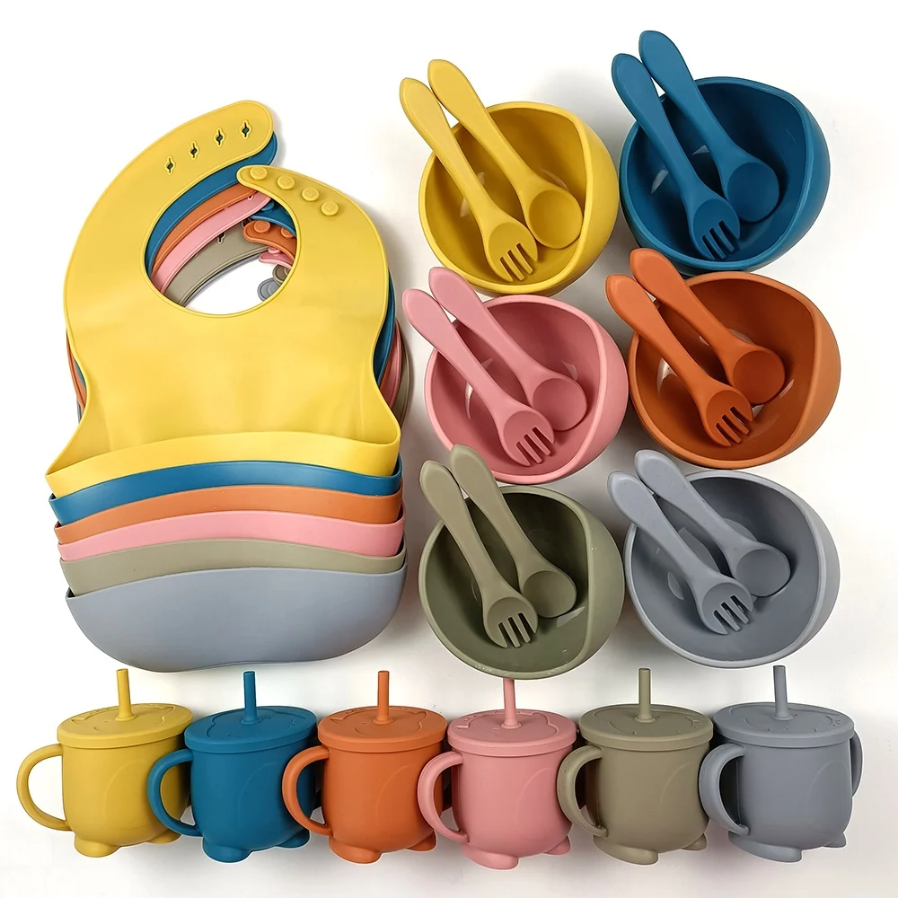 

Bebe Silicone Feeding Set Bowl With Suction Food Grade Kids Tableware Dinning Set Waterproof Bib Straw cup Custom Logo