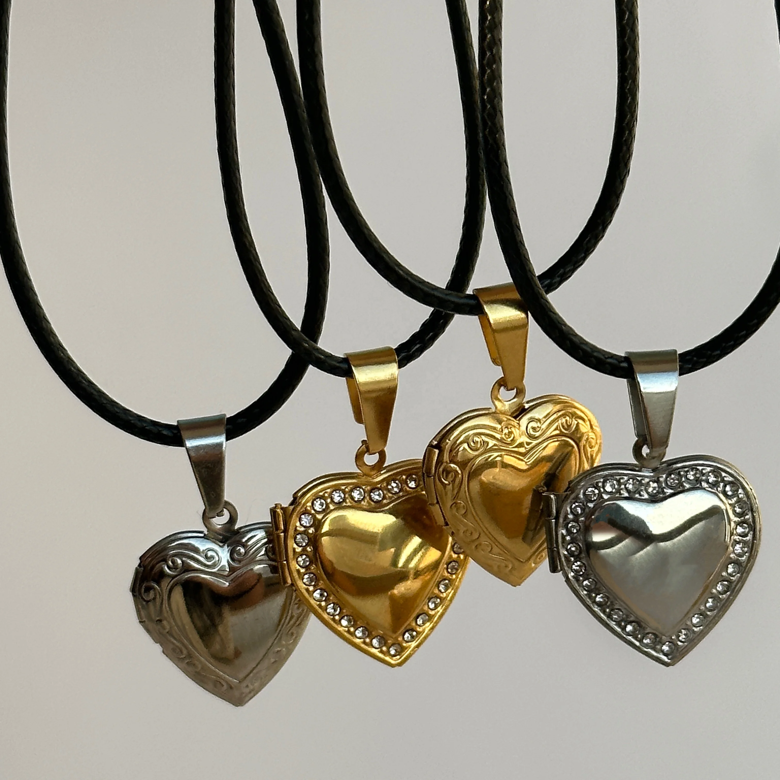 

Dazan New 18k Gold Plated Stainless Steel Valentine S Day Diy Love Photo Frame Souvenir Zircon Rope Necklace For Women Gift