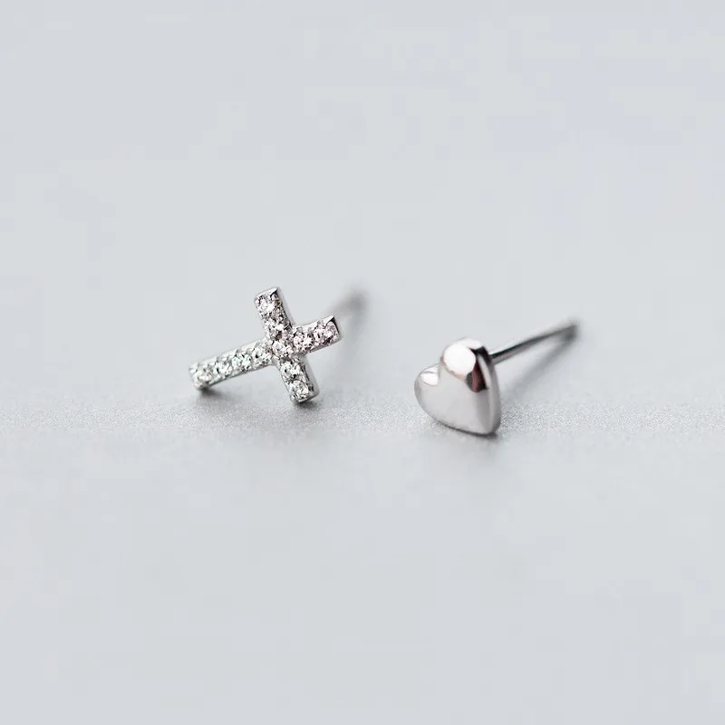 

INS Hot Popular Asymmetrical CZ Crystal Cross Sterling Silver Stud Earrings High Polished Heart S925 Silver Stud Earrings