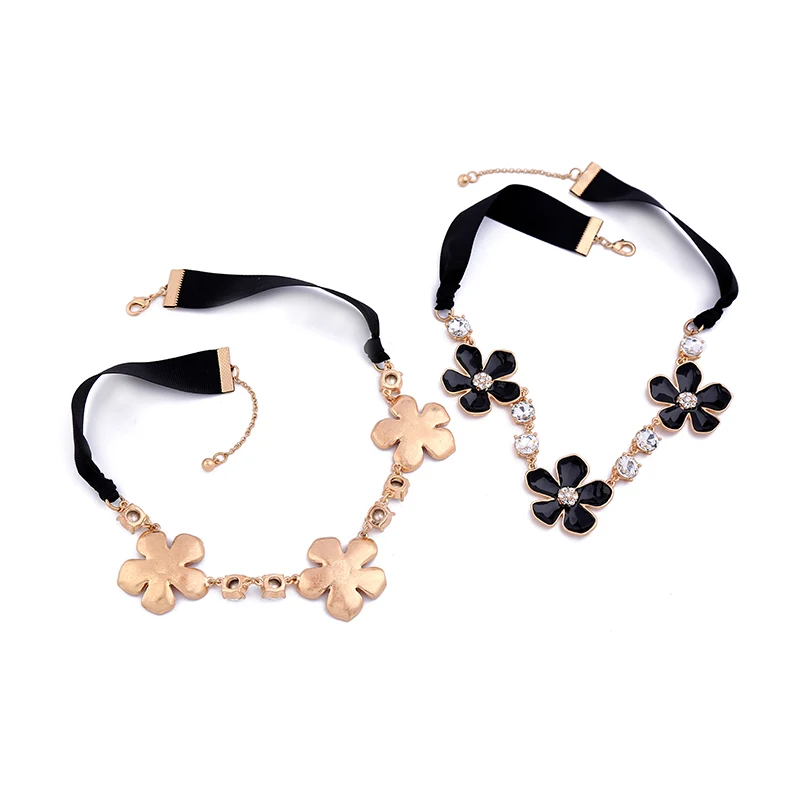 

xl01462b Fresh Lovely Or Cold Noble Enamel Flower Crystal Mysterious Oriental Style Gold Plated 2021 Classy Women Necklace, As picture