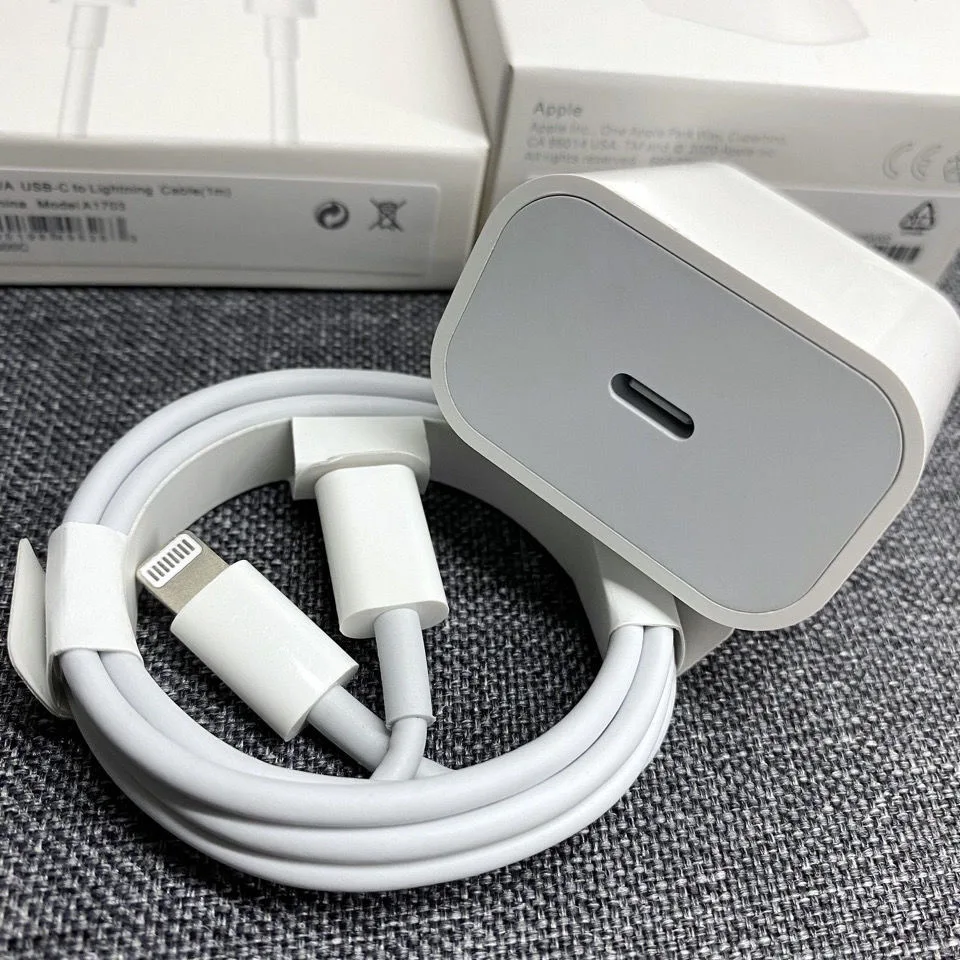 

Universal travel charger adapter usb Type 20w carregador de celular portablecellcharger for charger data cable fast charging, White[customizable]