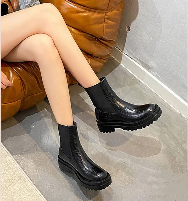 

Quality Fashion Trend Ankle Boots Ladies Women Black Platform Boots