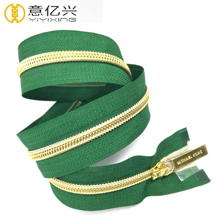 

Superior Quality Long Chain Nylon Wide Tape Zipper For Sleeping Bags