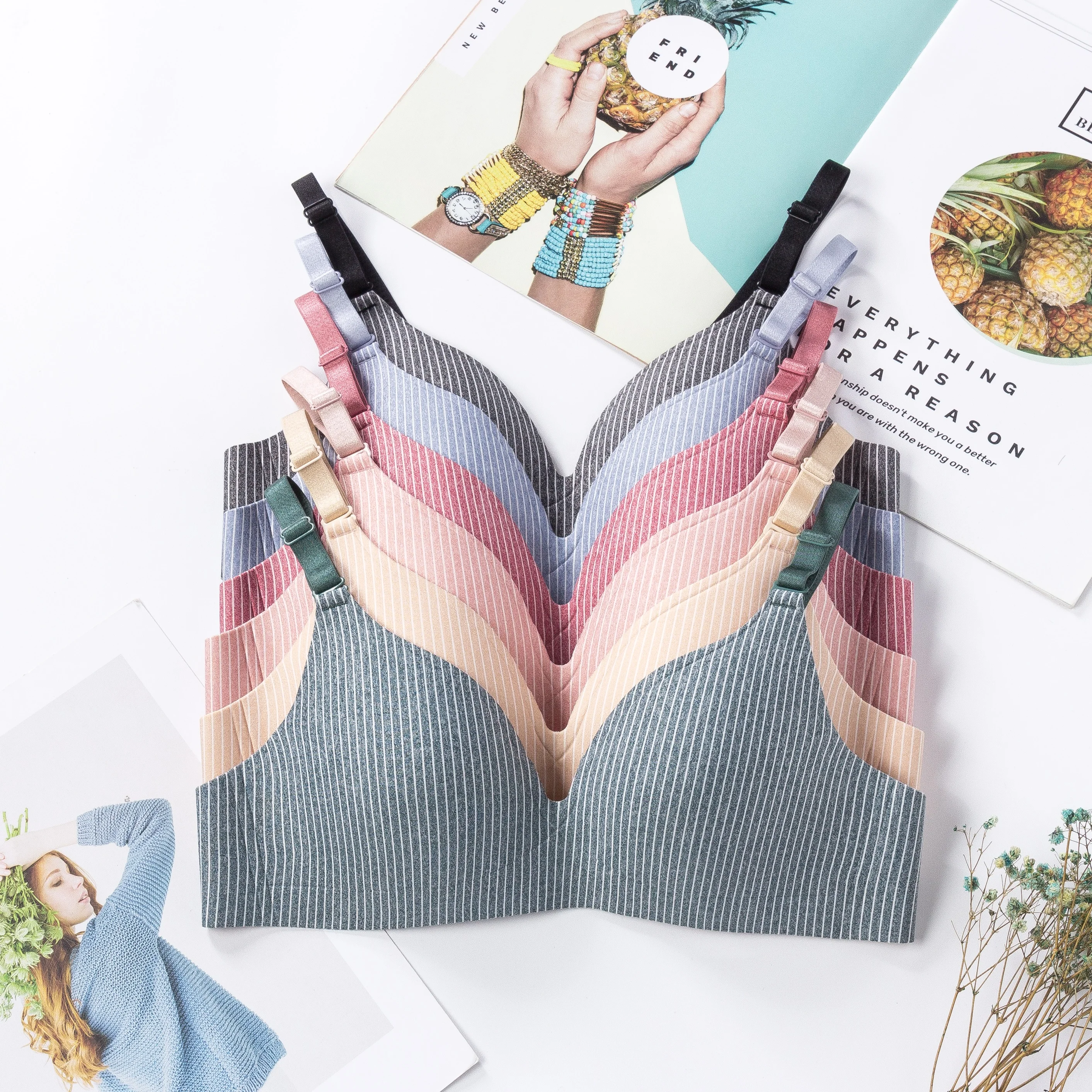 

Comfortable 3/4 Cup Seamless Printed Young Girls Bra