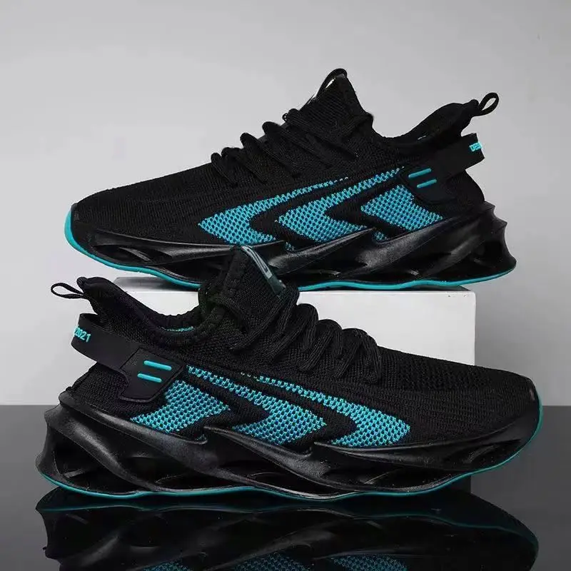 

Men's casual shoes light comfortable 2021 new leather casual men's low-top shoes High Quality, White