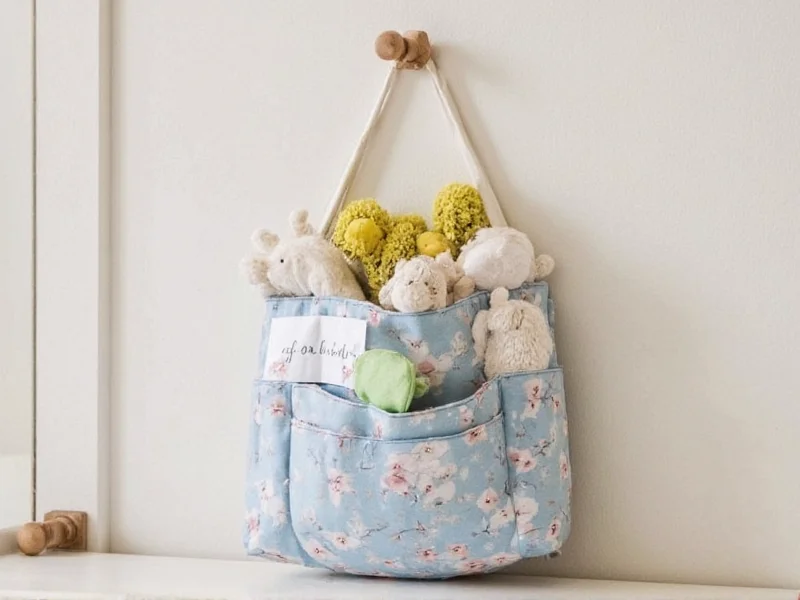 Repurposed hanging organizer for soft toys