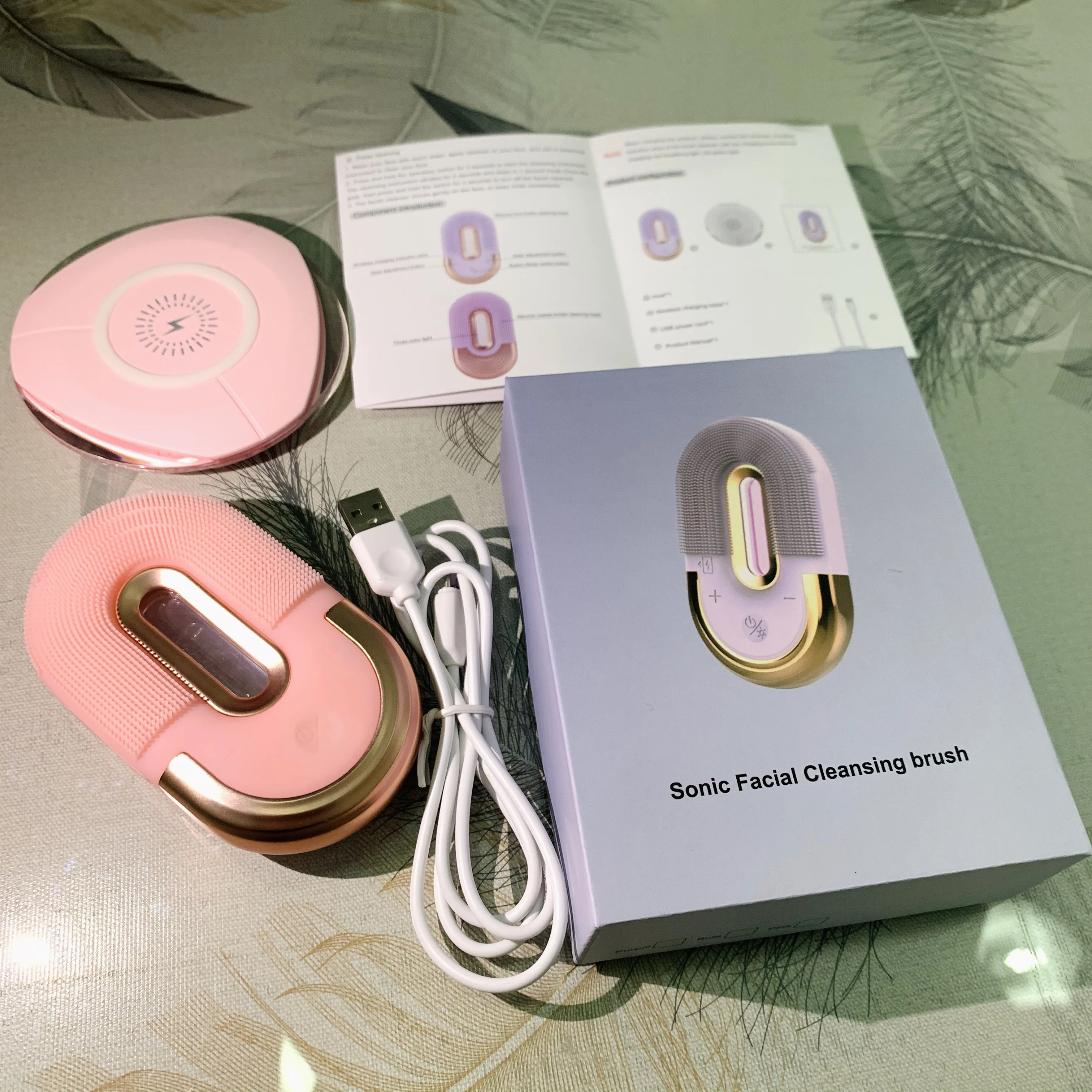 

Skin Care Wholesale Electric Photon Therapy LED Waterproof Rechargeable Silicone Facial Cleanser Brush, Pink purple blue