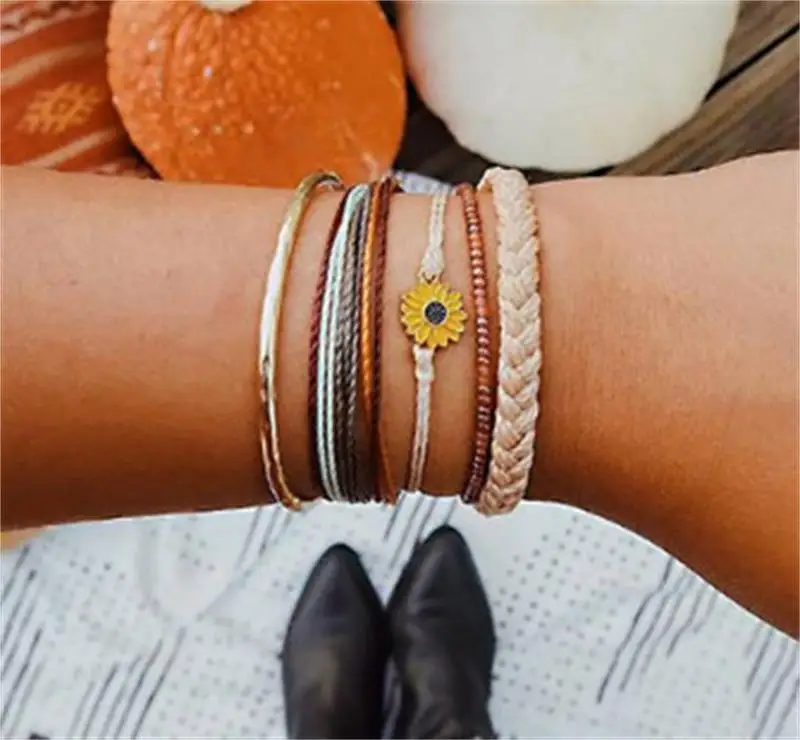 

5 Pcs/Set Bohemian Beads Flower Color Woven Leather Multilayer Cuff Bracelet Set Women Exquisite Charm Jewelry Gift, Gold
