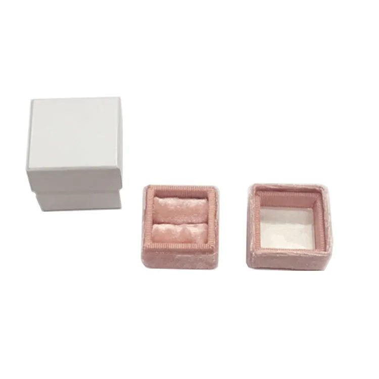 

Wholesale Luxury Romantic Pink Color Small Velvet Jewelry Ring Gift Box
