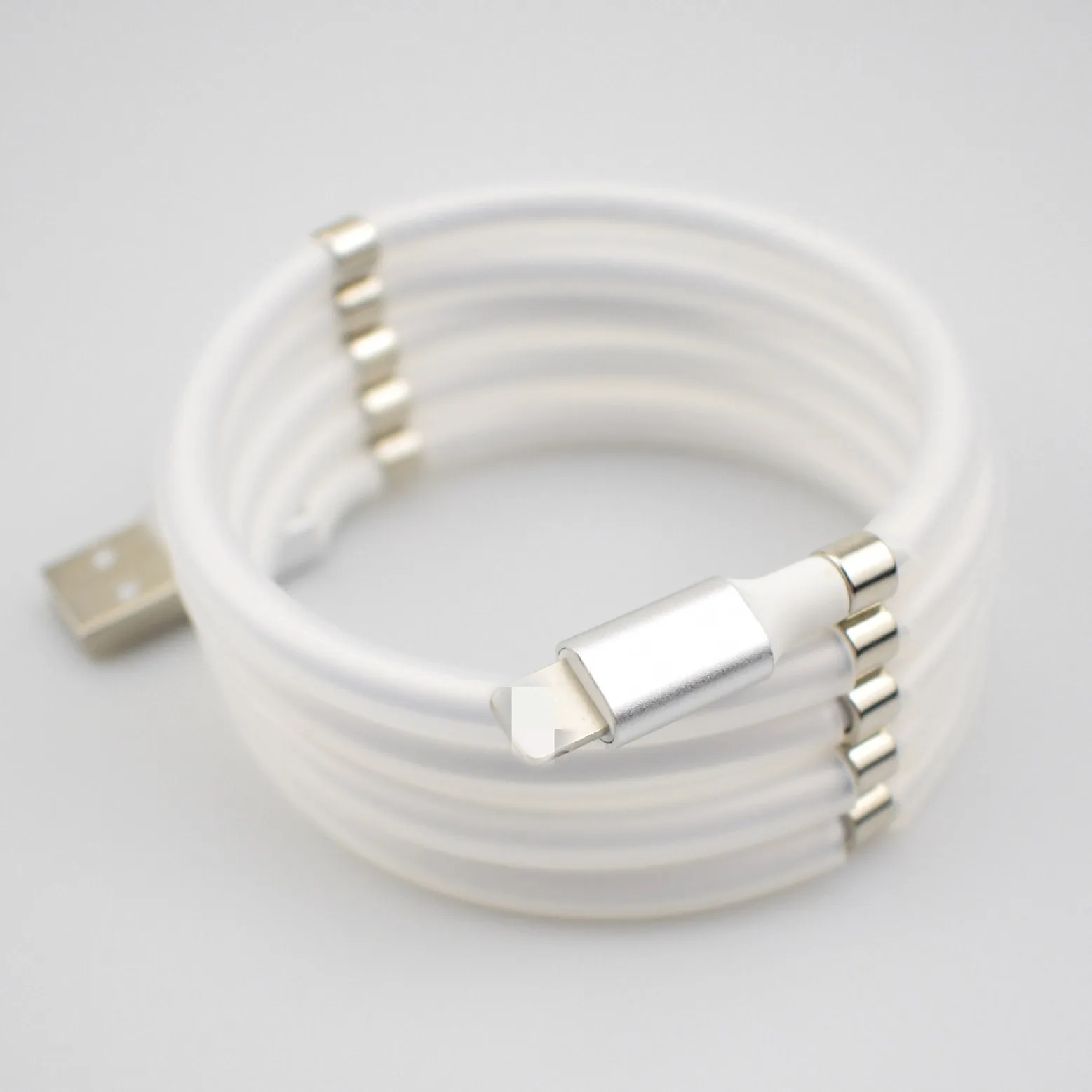 

2020 New Super Coil Self Winding Magnetic Charging Data Cables