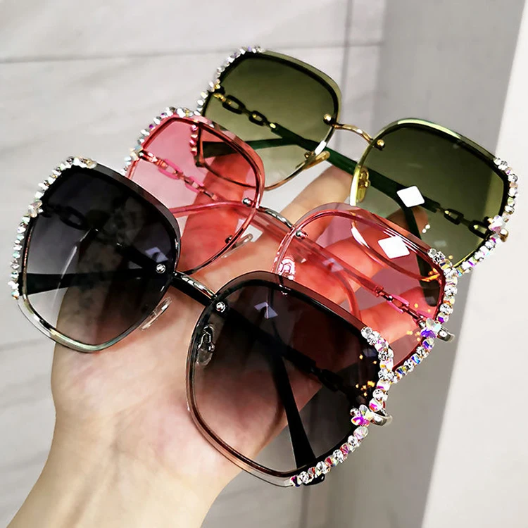 

2021 new style sunglasses women anti-uv round face slimming fashion large frame diamond sunglasses, Multi-color optional