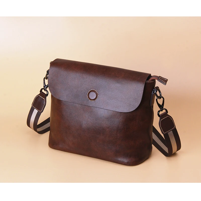

Wholesale Custom Fashionable Genuine Leather Messenger Square Bag Vintage Crossbody Hand Bags For Women