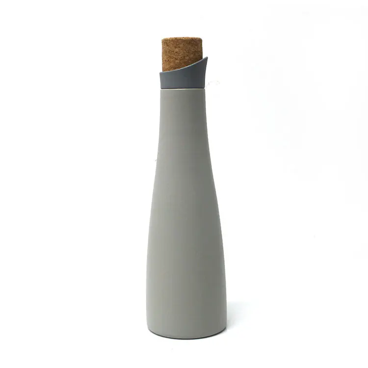 

Stainless Steel Wine Shape Vacuum Water Bottle with Cork Lid 700ml