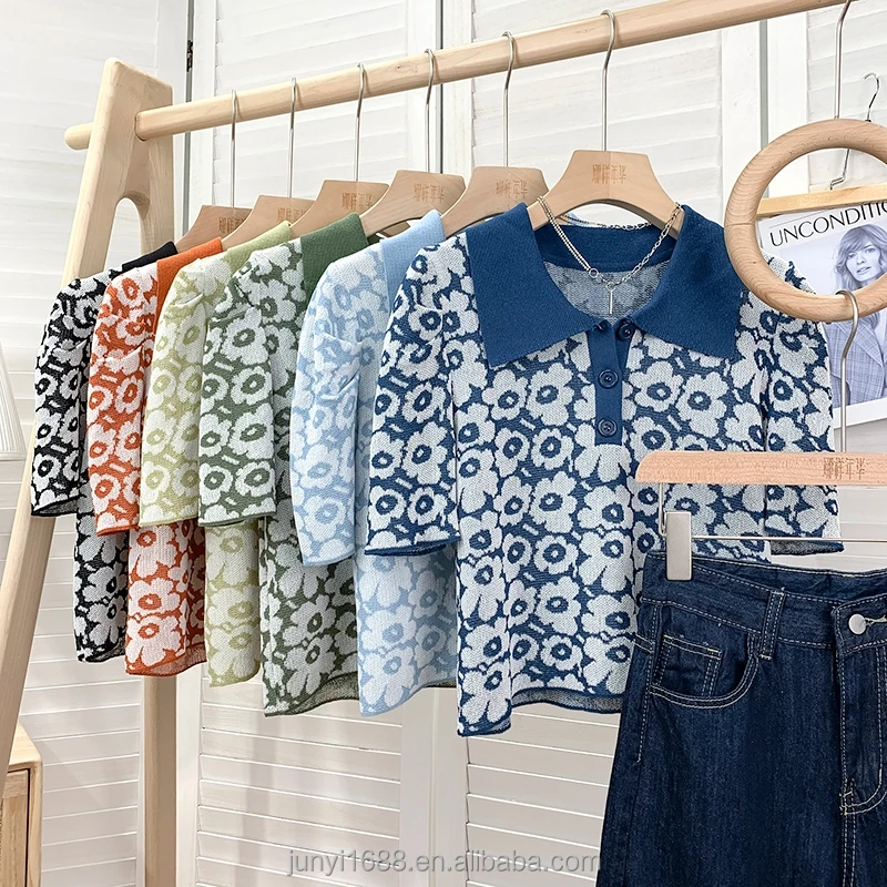 

Summer thin women's shirts women's wholesale women's dot short sleeved Chiffon