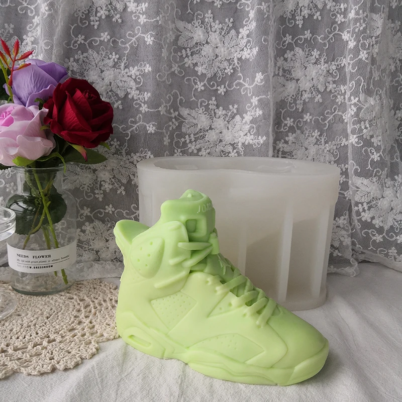 

Hot Sell Home Decoration Multi Size 3D High Top Basketball Shoes Resin Mould Homemade Custom 18CM Sneakers Silicone Mold, White