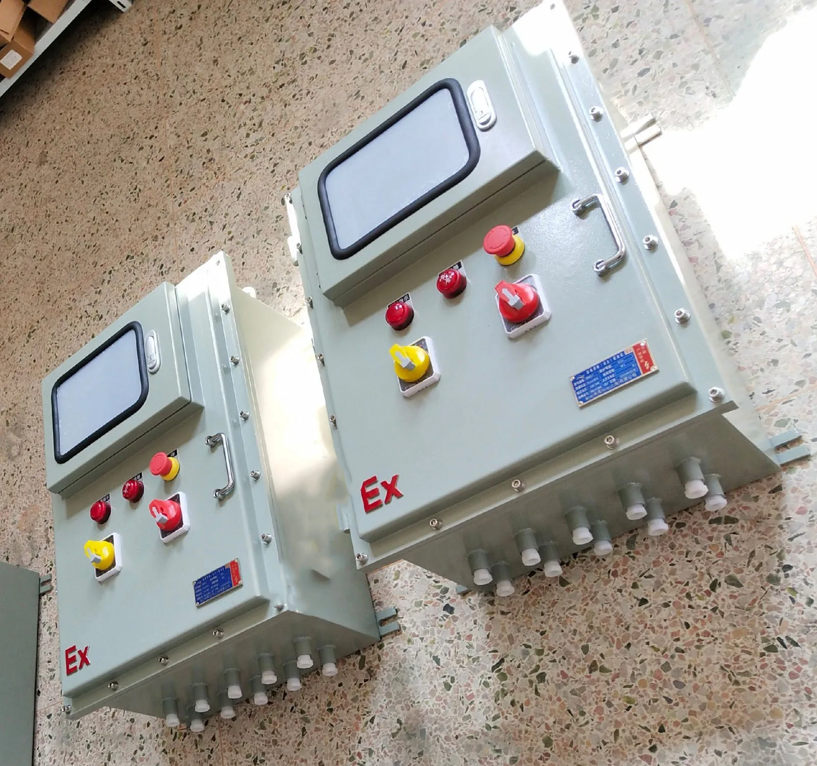 Touch screen explosion-proof box 400*500 Touch screen explosion-proof box Explosion-proof box with touch screen