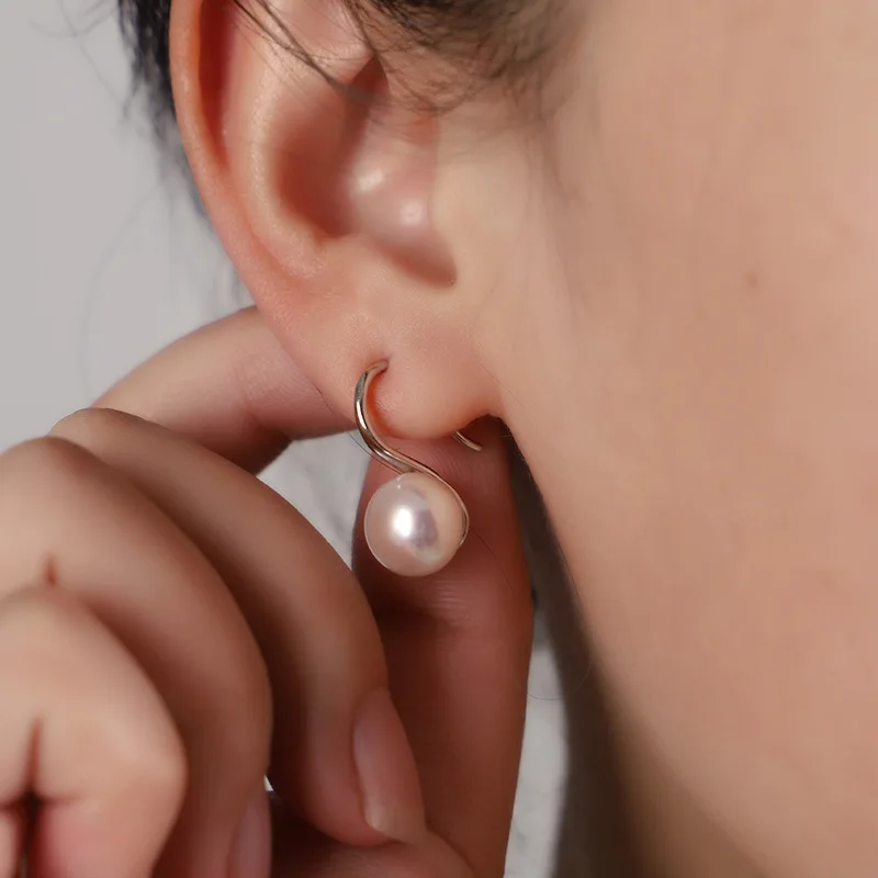 

Certified Lao Zhang Pearl S925 Silver Simple Fashion Earrings Freshwater 9-10Mm