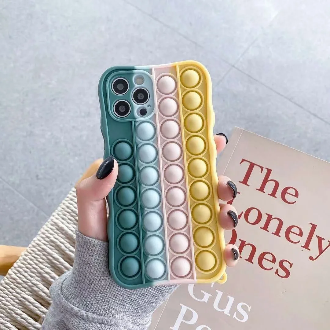 

2021 Amazon Hot sale Manufacturer Custom Bubble Squeeze Sensory Fidget Toy Silicone Shockproof Mobile Soft Phone Case Toy, Picture