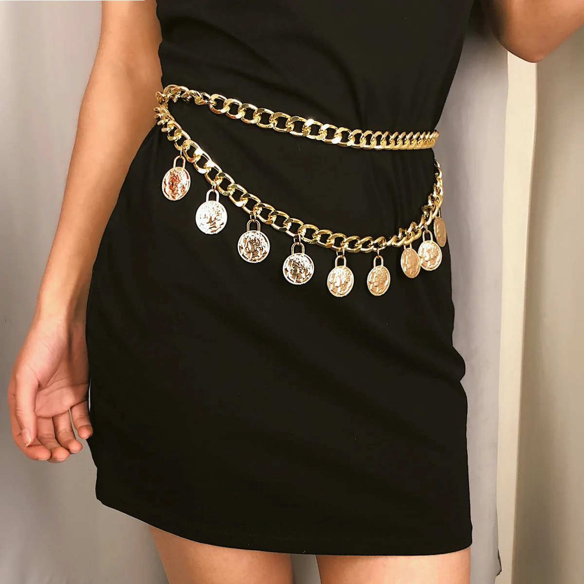 

Fashion Designer Belts Chic Metal Waist Chain Autumn Multi Layered Metal Belly Chain Body Jewelry Queen Coin Tassel Women Belt, Picture shows