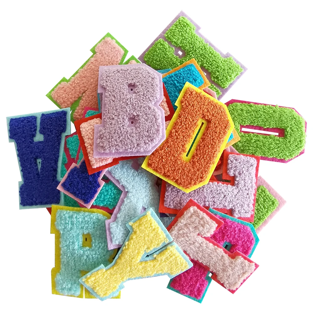 

EM0004A Fashion Logo Professional Chenille 26 Letter Patches In Stock No Minimum Towel Embroidery Patch Vinyl Of The Sofa, Custom