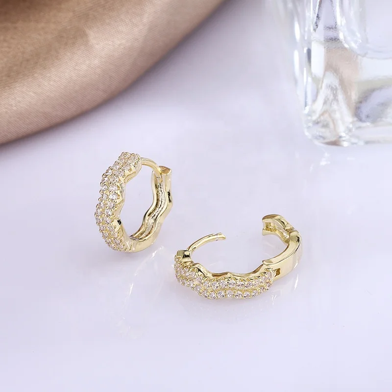 

Korean High Fashion Women Jewelry Minimalist Circle Diamond Geometric 14k gold plated Huggies Hoop Earrings Trendy