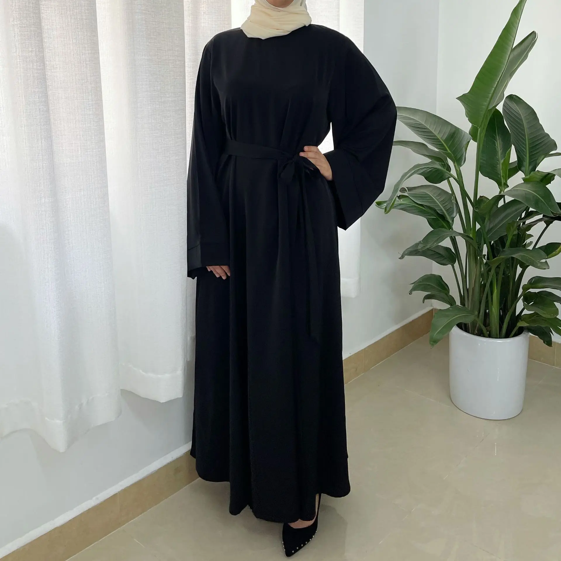 

Middle East Dubai hot selling solid color plus-size dress Muslim Abaya multi-color robe dress basic Turkish robe wholesale