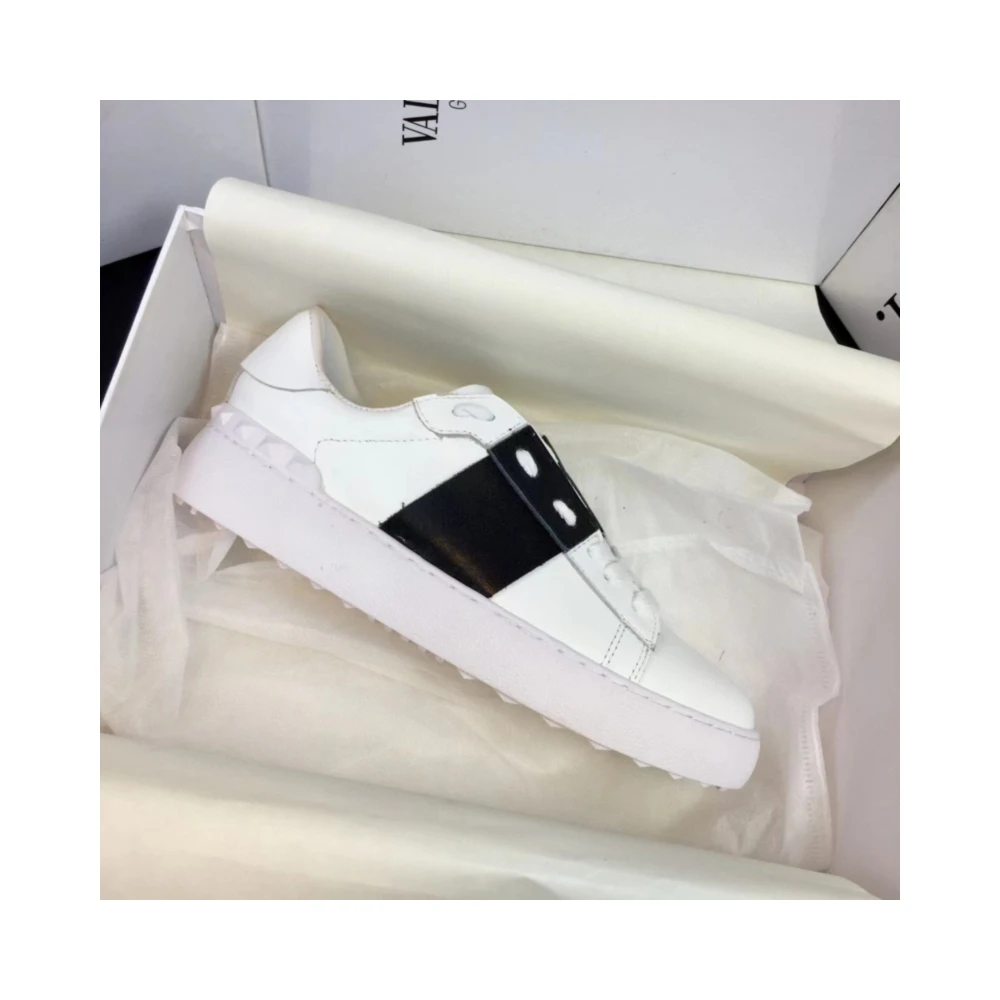 

Brand V sophisticated technology Casual Flat ladies Walking Shoes for Vialentino