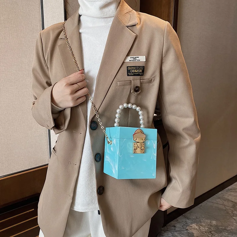 

Hot Selling Designer Girls PVC Mini Purses Lady Box Shape Women Hand Bags Handbags, White,pink,red,black,blue