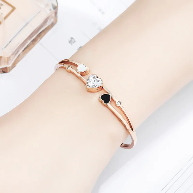 

Titanium Steel Bracelet Female Heart-shaped Diamond Shell Bracelet Fashion Stainless Steel Bracelet Jewelry, Gold